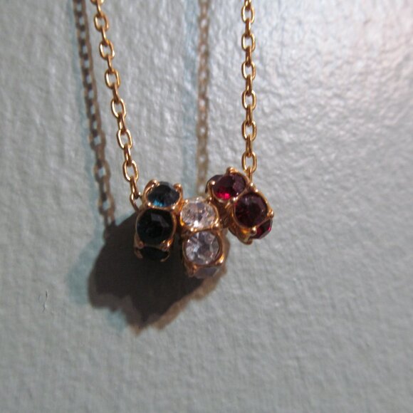 Vintage Avon OS Necklace Faceted Red White & Blue Crystals Goldtone - Picture 12 of 12